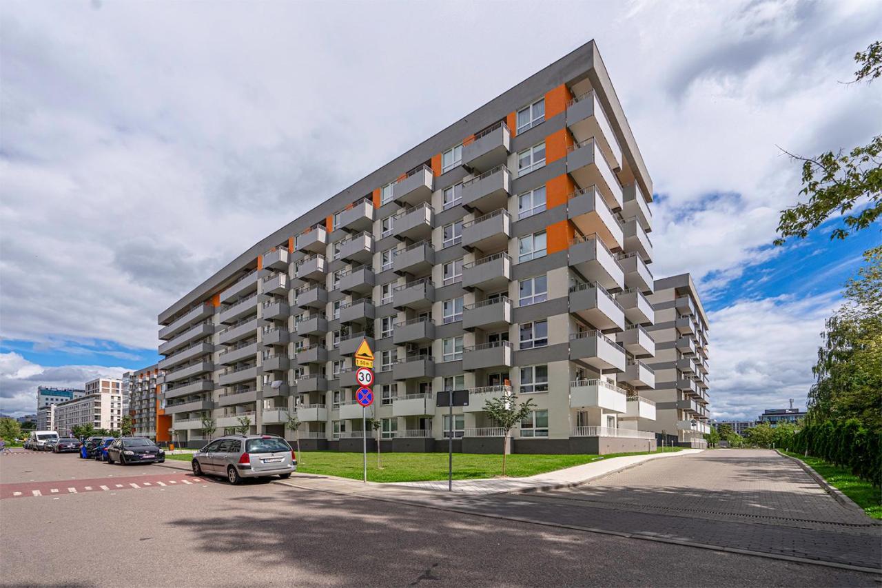 Lotnisko Chopina Modern Apartment Varşovia Exterior foto